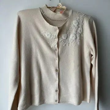 비즈 자수 베이지 긴팔 가디건 앙상블