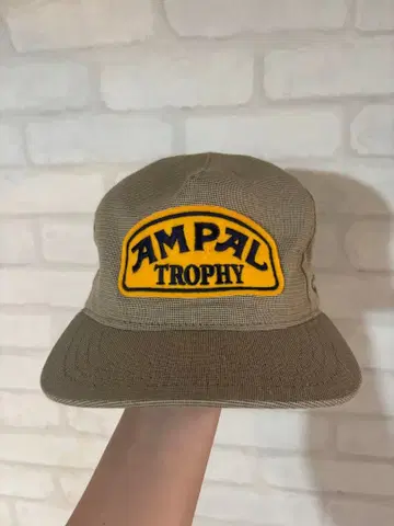 더 앰플 크리에이티브 모자