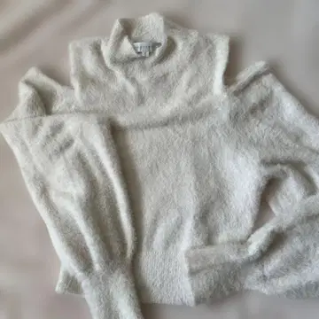 MERCURYDUO 아이보리 터틀넥 스웨터 F 사이즈