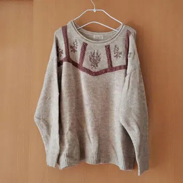 사만사 모스모스 레이스와 꽃 자수 니트 풀오버