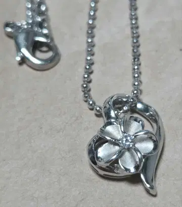 꽃 모티브 하트형 목걸이 Silver 925