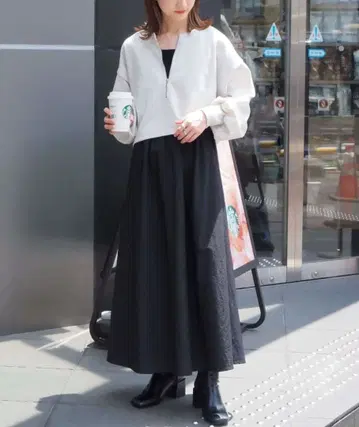 [ 최종 판매 ] 하프 지퍼 풀오버 x 원피스 세트