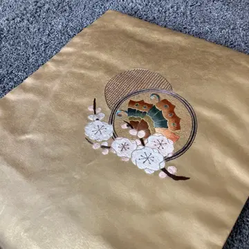 골드 컬러 꽃과 나비 오비