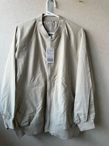 베이지 M 사이즈 점퍼