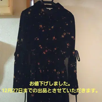 MOUSSY 블랙 플라워 무늬 벨벳 셋업 원피스