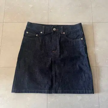 A.P.C. 다크 데님 타이트 스커트 34