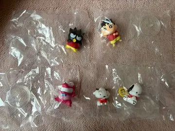 짱구는 못말려 x 산리오 캐릭터즈 피규어 컬렉션