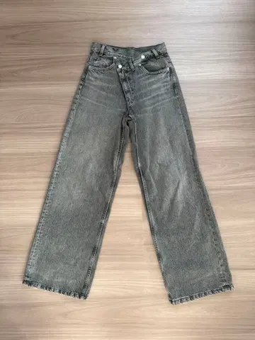 ZARA TRF 배기 크로스 허리 미드 라이즈 청바지