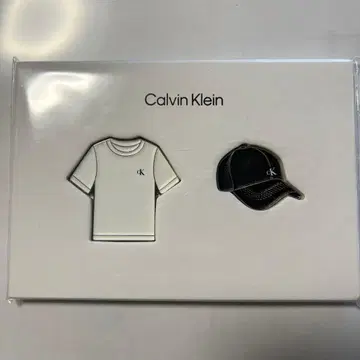 Calvin Klein 핀 배지 마그넷 정국
