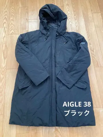 AIGLE 38 후드 부착 블랙 하프 코트