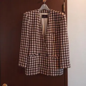 80년대 월드 GIO SPORT 체크 무늬 노카라 자켓과 스커트