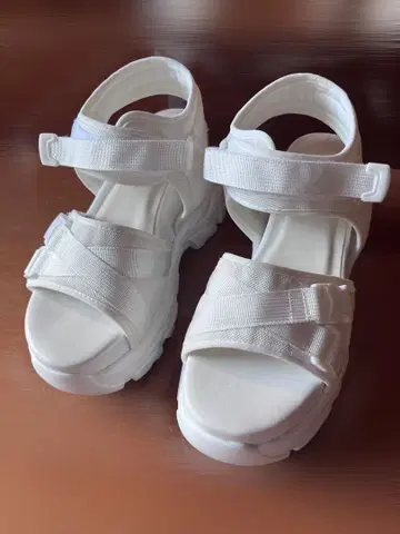 ESPERANZA 에스페란자 통굽 버클 스포츠 샌들 스포츠 샌들