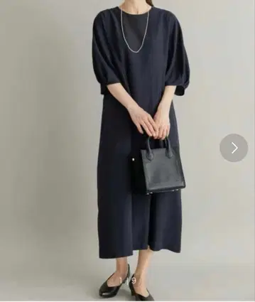 어반 리서치 도어즈 7부 소매 원피스