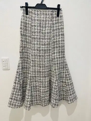 트위드 플레어 스커트 화이트 그레이