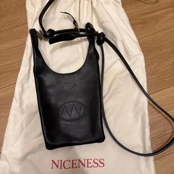 NICENESS LOWE PETIT 호스 가죽 숄더