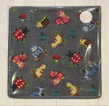 새상품 미사용 페이러 하이디프렌즈포레스트 손수건 그레이