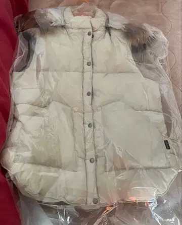 CROCODILE 크로커다일 아이보리 여성용 다운 베스트 L 사이즈