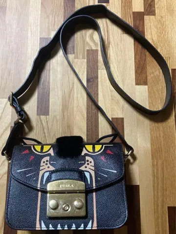 훌라 숄더백 훌라 애니멀 블랙 천연 가죽