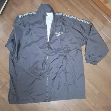 리복 블랙 나일론 자켓 L 사이즈