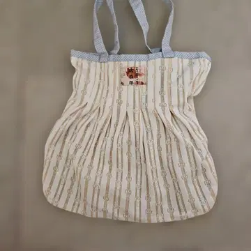 아이보리와 스카이블루 스트라이프 토트백