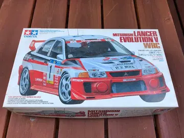 Tamiya Mitsubishi Lancer Evolution V WRC