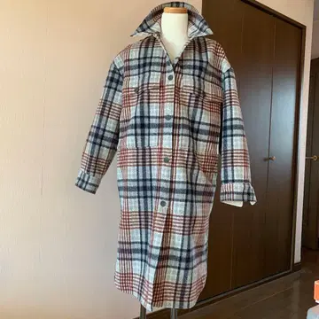 체크 무늬 긴팔 셔츠 원피스