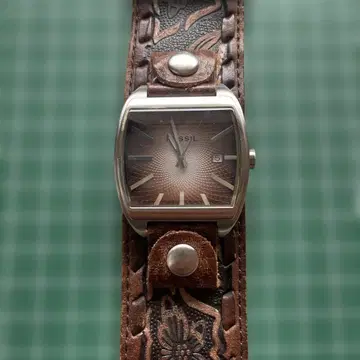 Fossil 아날로그 시계 브라운