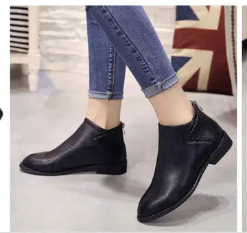 [ 새상품 ] 가죽 느낌 숏부츠 블랙