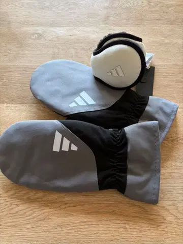 아디다스 골프용 그로브 장갑 이어캡 겨울용