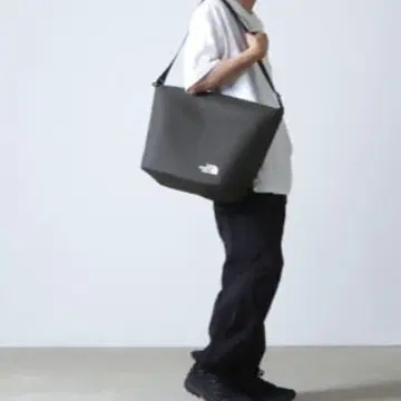 미사용 새상품 THE NORTH FACE 필덴스 에어컨 숄더백