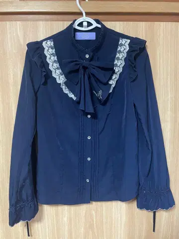 axes femme kawaii 리본 블라우스