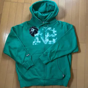 NESTA 그린 후드티 사이즈 S