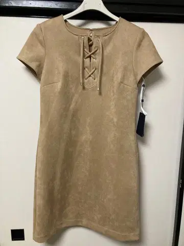 TOMMY HILFIGER 베이지 스웨이드 원피스