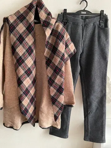 고키 Unpeu 티셔츠 & 스키니 & 스톨 3종 세트