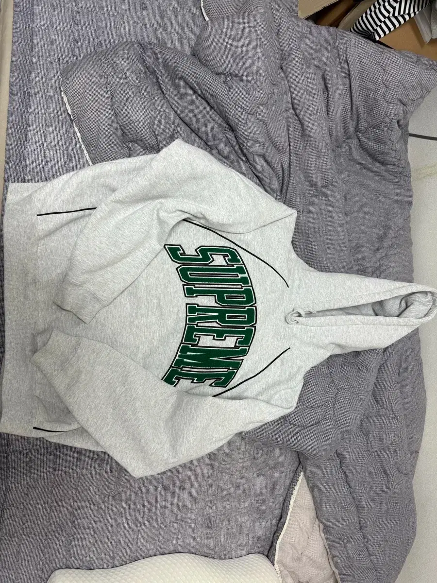 [M] Supreme Boxy Piping Arc Hoodie Ash Gray