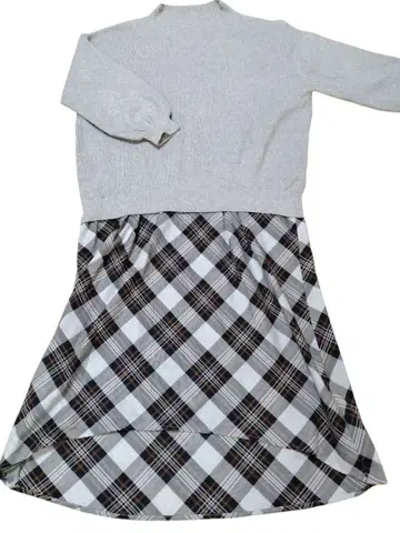 그레이 니트 원피스 체크 무늬