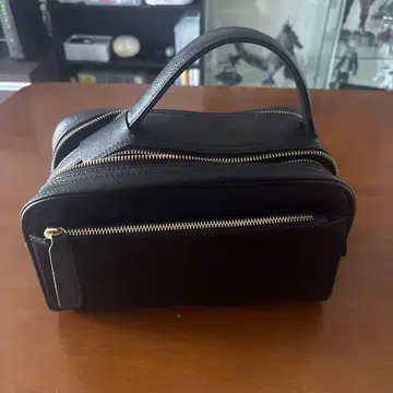 블랙 가죽 클러치백 골드 지퍼