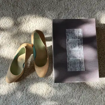 ANREALAGE x MUDSNAIL 펌프스