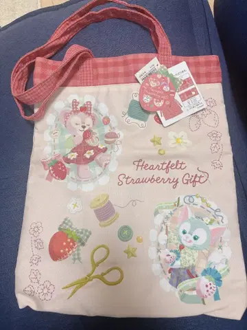 새상품 더피 하트 펠트 스트로베리 기프트 토트백