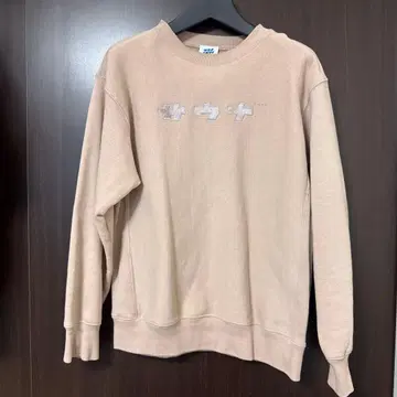 베이지 크루넥 맨투맨