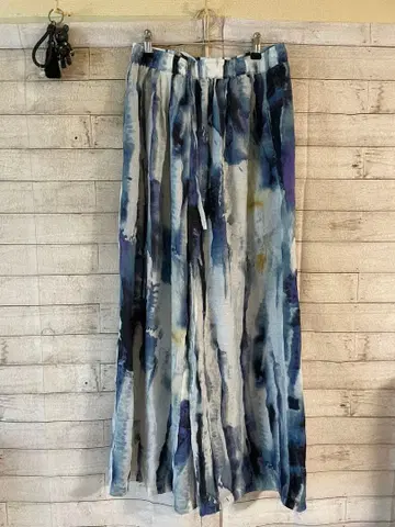 안티카 블루 계열 스트라이프 와이드 팬츠