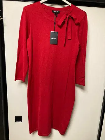 DKNY 리본 포함 레드 니트 원피스