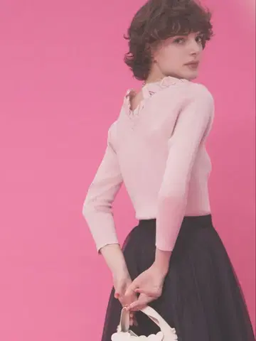 CELFORD 하트넥 리브 니트 풀오버 미사용