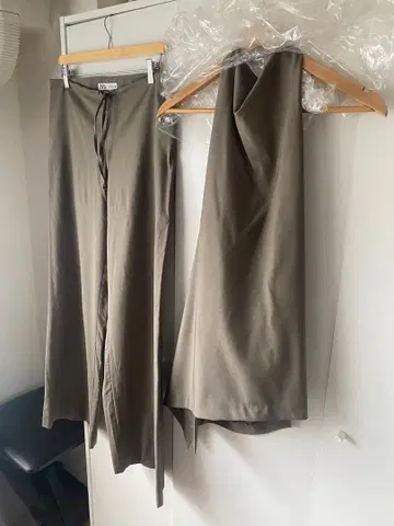 100% 울 올리브 그린 와이드 팬츠 & 상의 세트