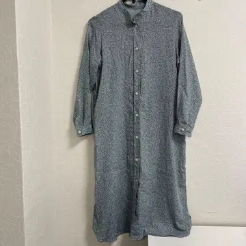 crocodile 그레이 계열 꽃무늬 셔츠 원피스