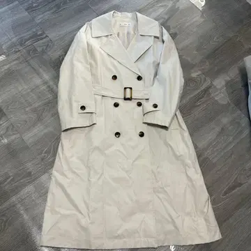 MNG 화이트 트렌치코트 M