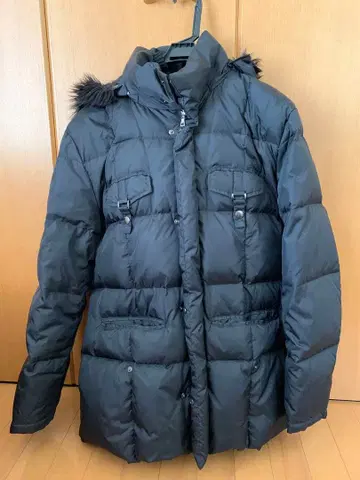 새상품급 COMME CA ISM 블랙 다운 자켓 L 사이즈