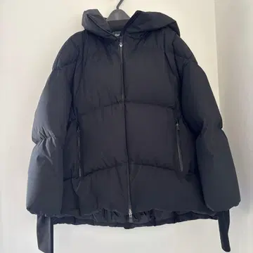 Herno 후드 부착 다운 자켓 블랙