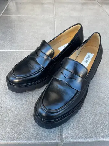 MACKINTOSH PHILOSOPHY 블랙 로퍼 통굽