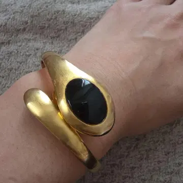 골드 도금 블랙스톤 시계 포함 팔찌